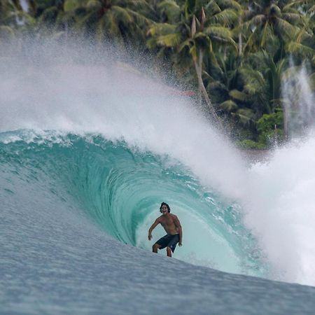 Отель Oseda Nias Surf House Hilibotodane Экстерьер фото