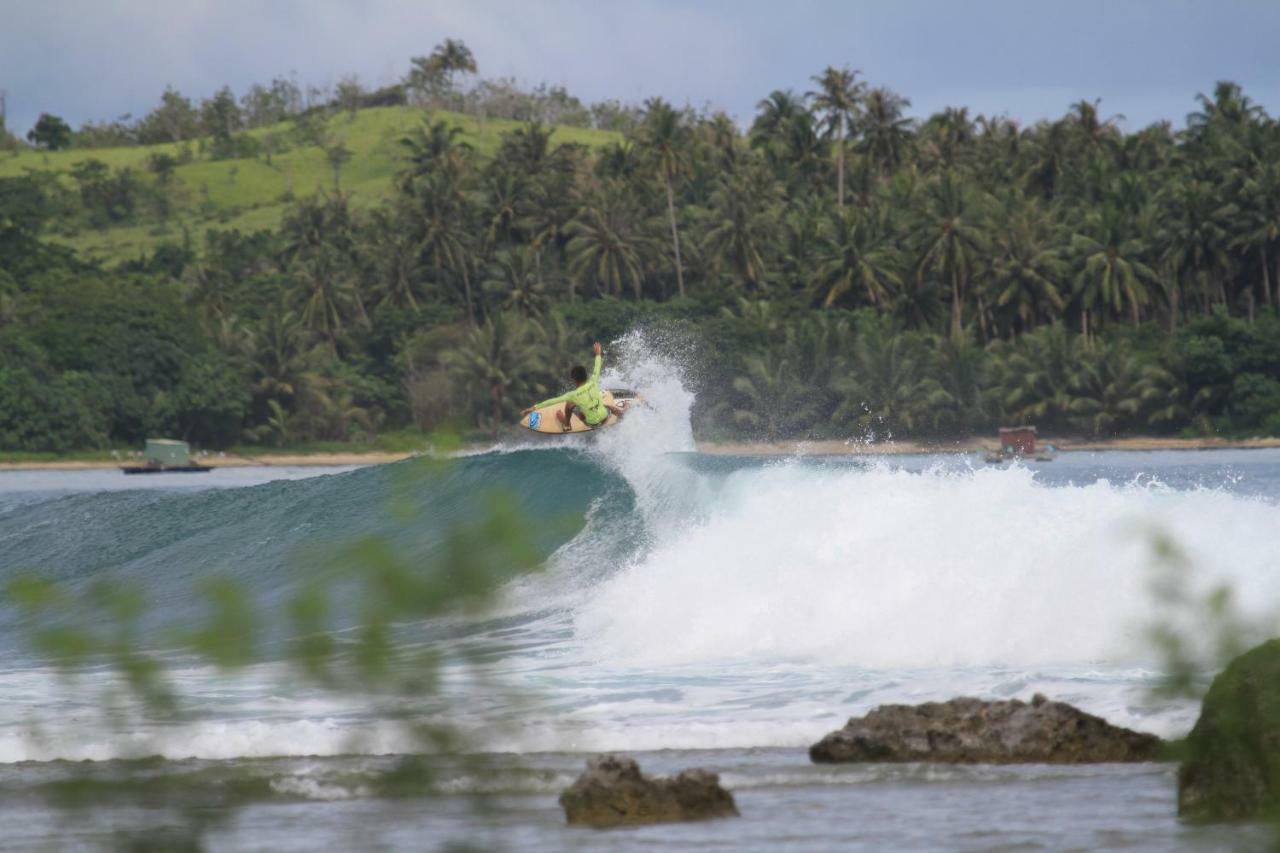 Отель Oseda Nias Surf House Hilibotodane Экстерьер фото