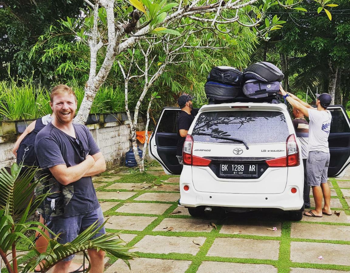 Отель Oseda Nias Surf House Hilibotodane Экстерьер фото
